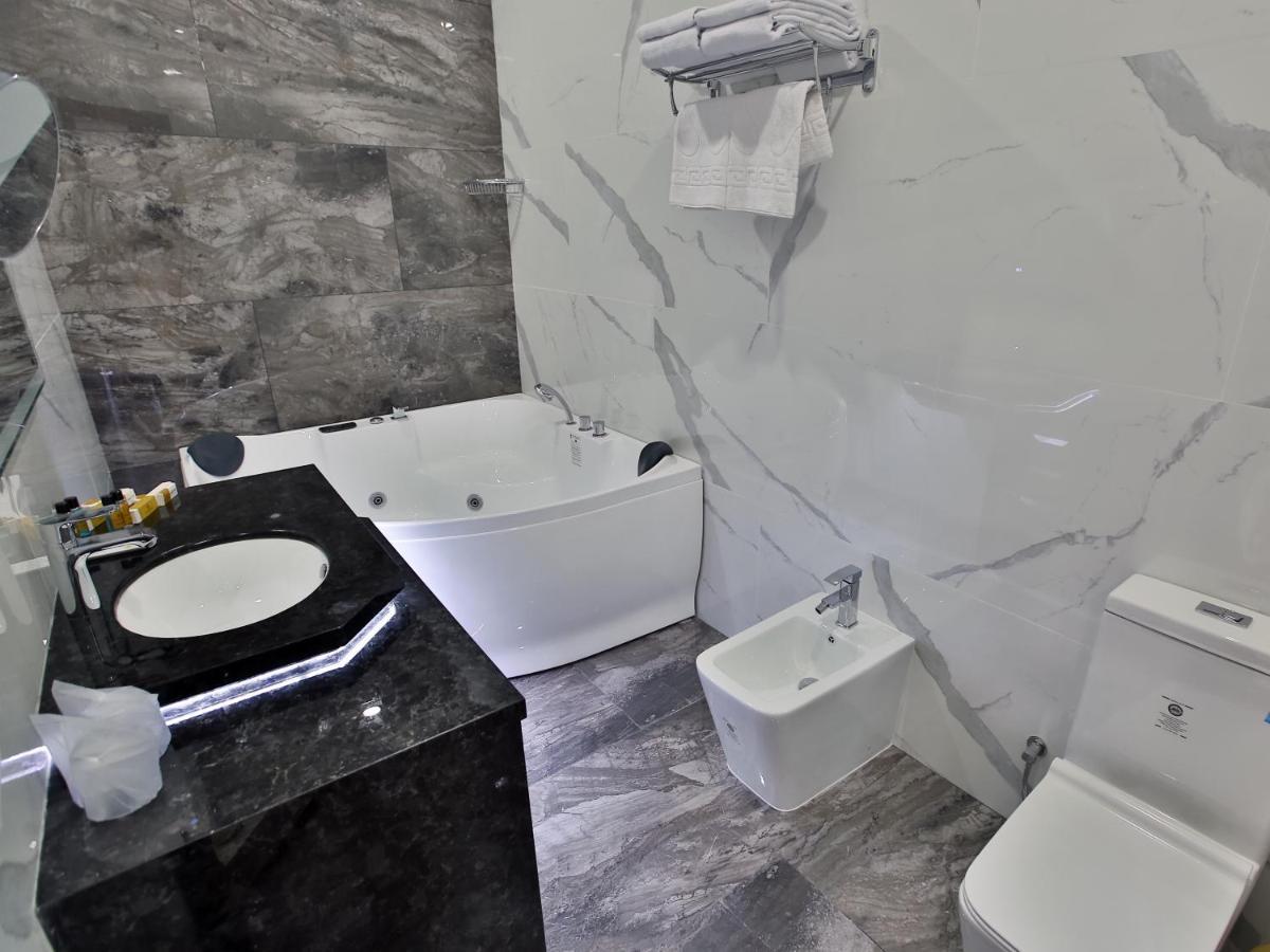 Paradise Plaza Luxury Hotel Бухара Экстерьер фото